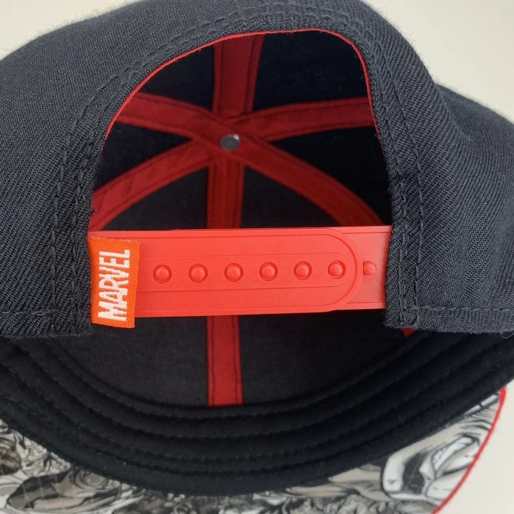 DEADPOOL Hat Adjustable Snap Black Red Embroidered Logo Flat Bill Baseball Cap